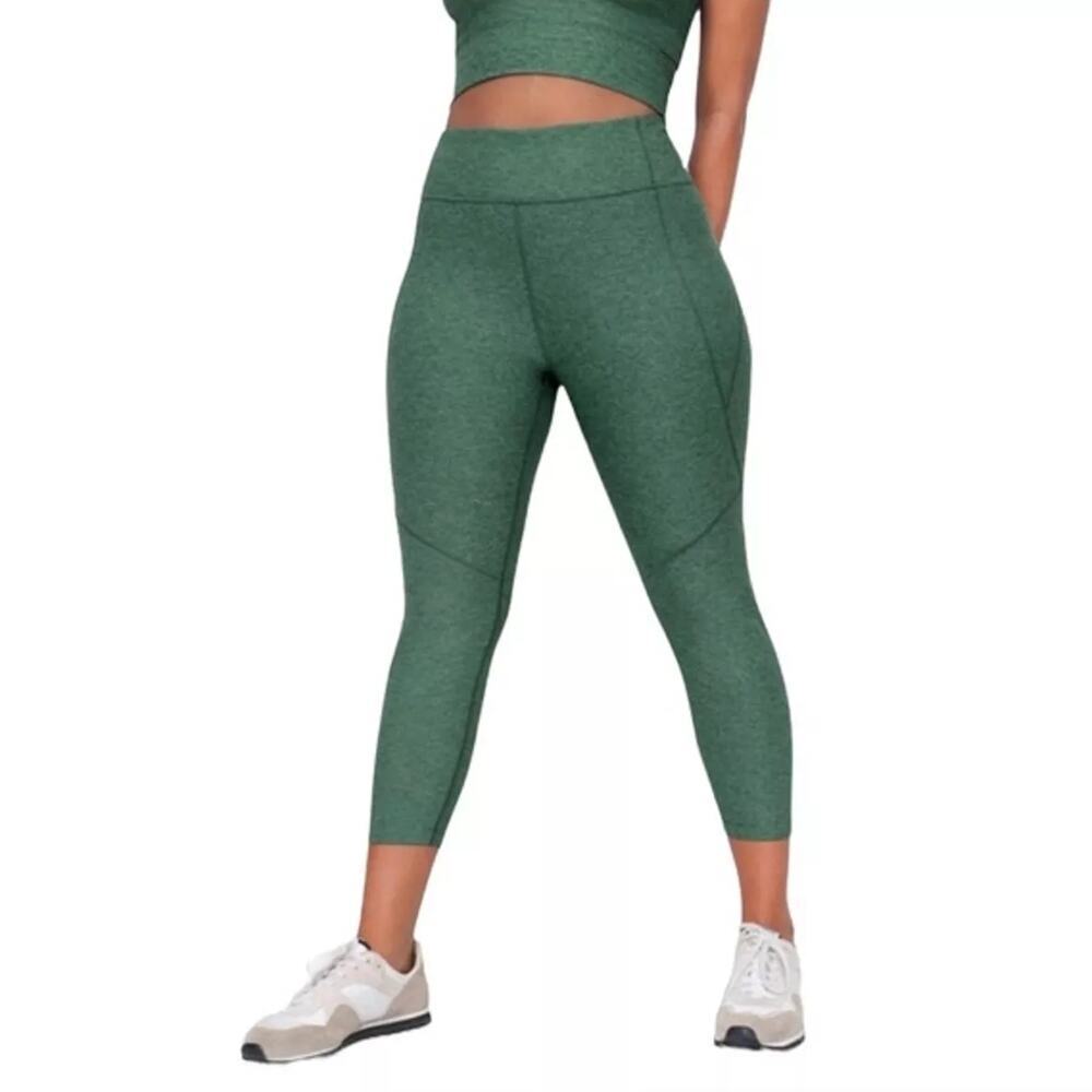 Outdoor Voices 3/4 Warmup Hunter Green High Waisted Leggings M